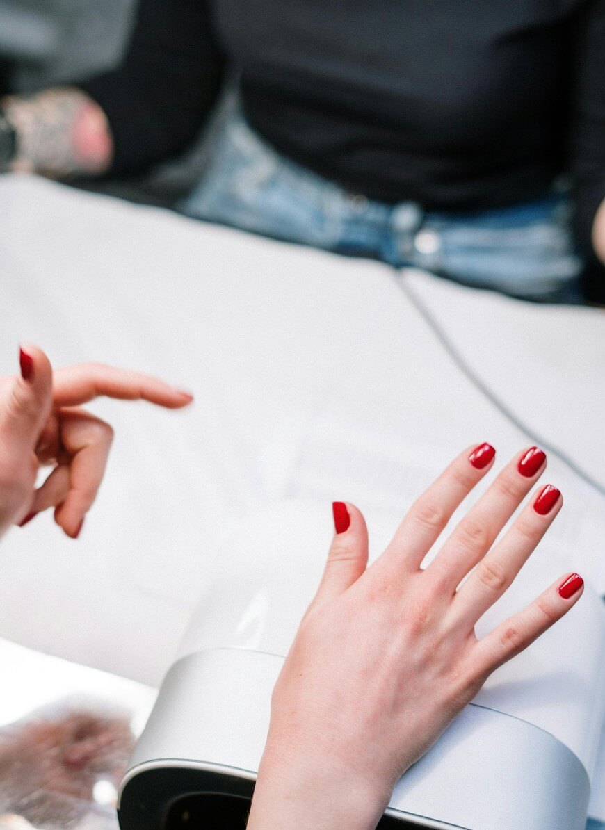 nail tech