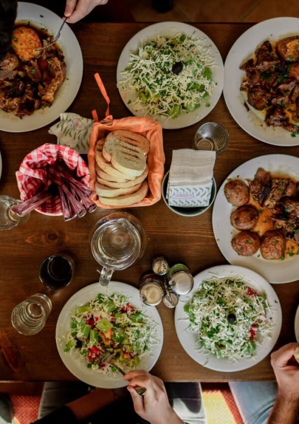 Simple Ways to Make Family Meals More Enjoyable